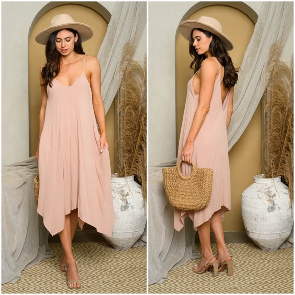 Trend Setter Diva Boutique Dresses & Skirts - #70 SLEEVELESS V-NECK POCKETS MIDI DRESS